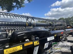 New Holland CR 9.90 RAUPE + MAC DON  FD 241