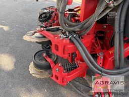Väderstad TEMPO V 12 + FH 2200 Fronttank