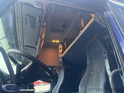 Volvo FM 340 6x2, ADR