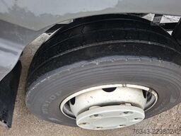 RENAULT D12-210 - E6 - PROBLEME CHAUFFE MOTEUR