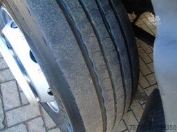 Volvo FL 14.210 + ATP/FRC + CARRIER + LIFT + EURO 6