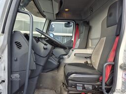 Renault D 12 240 EURO 6  12T FURGON