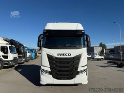 Iveco S WAY 490