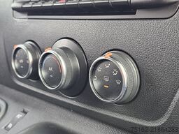 RENAULT MASTER 2.3 Bakwagen Laadklep!