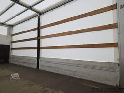 DAF LF 170 Gardine, wie neu, nur 82 TKM Original !