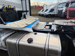 IVECO STRALIS S-WAY AS440S50T/P Intarder 6x Stück