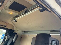MERCEDES-BENZ Actros 1842 mit Seitenöffnung und Kran