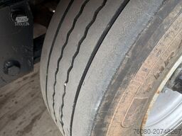 Zaslaw d-651 (DRUM BRAKES / FREINS TAMBOURS)