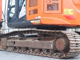 Hitachi ZX225 USRLC-6 | ROTOTILT | BUCKET | GOOD CONDITION