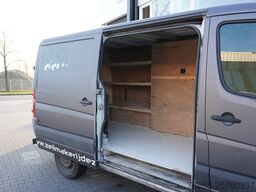 Volkswagen Crafter 2.5 TDI 136PK L2 - Airco - Cruise - Ca...