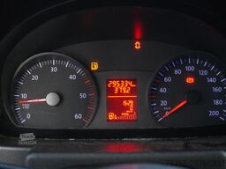 Volkswagen Crafter 2.5 TDI 136PK L2 - Airco - Cruise - Ca...