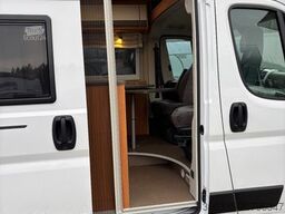 PÖSSL Summit 600 Plus - Markise, Solar, Kamera uvm.