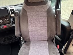 PÖSSL Summit 600 Plus - Markise, Solar, Kamera uvm.