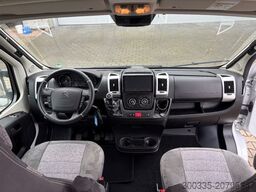 PÖSSL Summit 600 Plus - Markise, Solar, Kamera uvm.