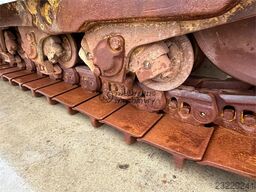 Caterpillar D8T