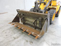 Volvo L30G + FORK