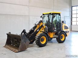 JCB 406 + Fork