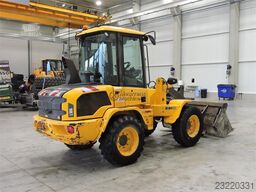 Volvo L30G + Fork