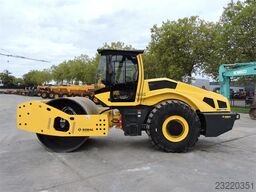 Bomag BW226