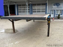 Krone 7,82m BDF Baustoff Zurringe Kranbar