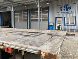 Krone Jumbo Plattform 7,82 mit Lochleiste