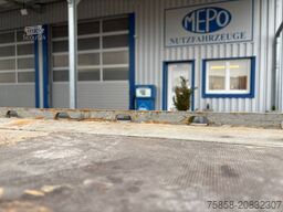 Krone Jumbo Plattform 7,82 mit Lochleiste