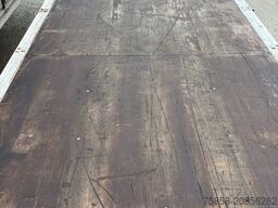 Krone 7,82m BDF Baustoff Zurringe Kranbar