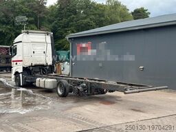 MERCEDES-BENZ Actros 2540 6x2 Fahrgestell