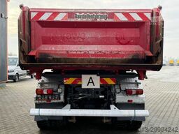 MERCEDES-BENZ Arocs 3243 8x4 Kipper Schwarzmuller Bordmatik