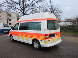 VOLKSWAGEN T5 Transporter Hochdach lang/KTW/Klima/FN: 26