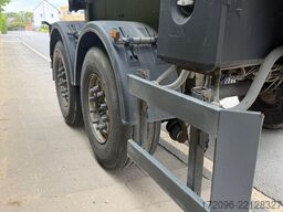 SCHMITZ CARGOBULL SKI 18 SL-7.2 SR Stahl, 24qbm, Liftachse, Tüv+Sp
