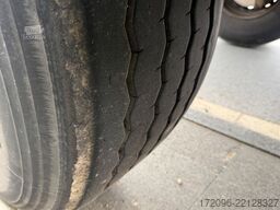 SCHMITZ CARGOBULL SKI 18 SL-7.2 SR Stahl, 24qbm, Liftachse, Tüv+Sp