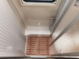 KARMANN DEXTER 570 / 170 PS / 4x4/ ALU / SOLAR / MARKISE