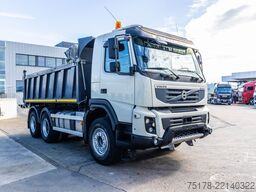 VOLVO FMX 460 - TIPPER / TRACTOR