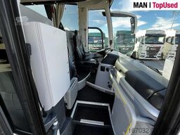 MAN Lions Coach R07-9561