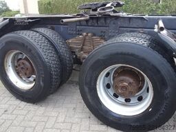 Scania P420 6x4 steelsprings