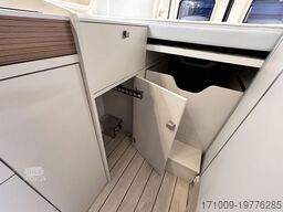 WESTFALIA Columbus 600 D 140PS 8G Schlafdach SOLAR SKYVIEW