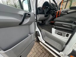 MERCEDES-BENZ Sprinter 314 BlueTEC 9Sitze+Rollstuhllift Klima
