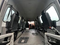 MERCEDES-BENZ Sprinter 314 BlueTEC 9Sitze+Rollstuhllift Klima