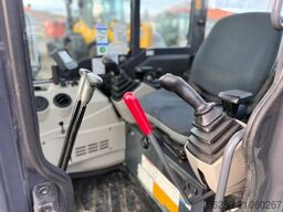 KOBELCO SK 35 SR - 6 E ( Powertilt )