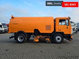 MAN Strassenreiniger