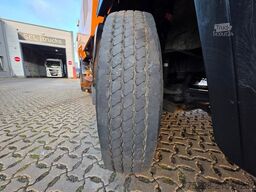 MAN Strassenreiniger