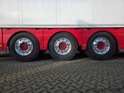 SCHMITZ CARGOBULL SKO 24/L - 13,4 FP COOL V7 / TIR / FRC 09.2025