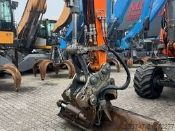 Liebherr A 311 Litronic