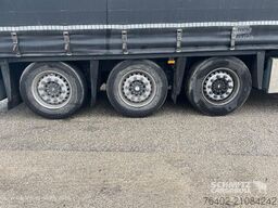 Schmitz Cargobull Semitrailer Curtainsider Varios