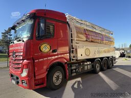 Mercedes-Benz Actros 3245