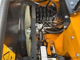 JCB TLT 35-26D 4WD Teletruck / nur : 143h!! / SS