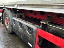 SCHWARZMÜLLER AZ Pritsche 7,1m, 18 ton, Luft, BPW, Drehschemel