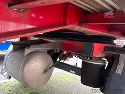 SCHWARZMÜLLER AZ Pritsche 7,1m, 18 ton, Luft, BPW, Drehschemel