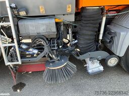 Mercedes-Benz Atego 1324 Johnston VT 650 Just 131.138 km!